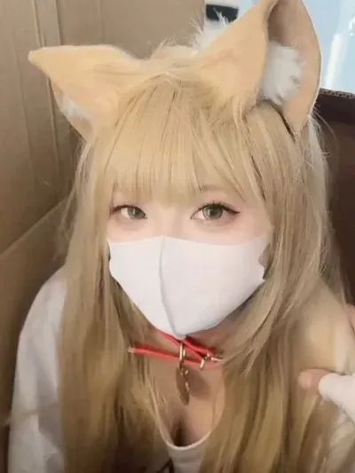 小欣奈 – Blonde