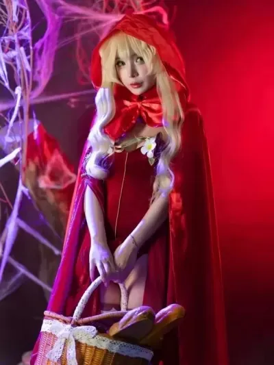 Umeko J - Red Riding Hood