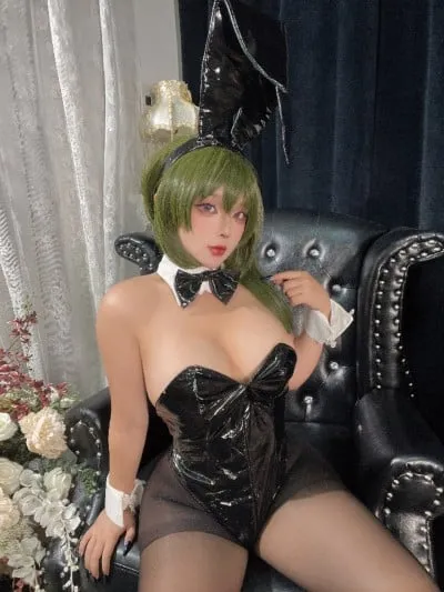 Sayo Momo - Ubel Black Easter Bunny