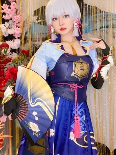 Arty_Huang_(Arty亚缇)_cosplay_Ayaka_Kamisato_-_Genshin_Impact