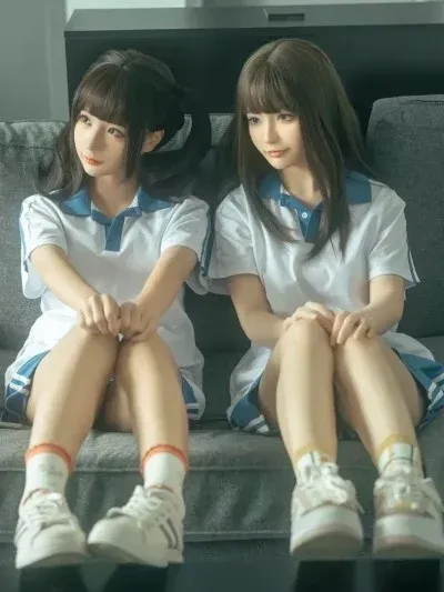 蠢沫沫 and 桃良阿宅 - You Are At The Same Table